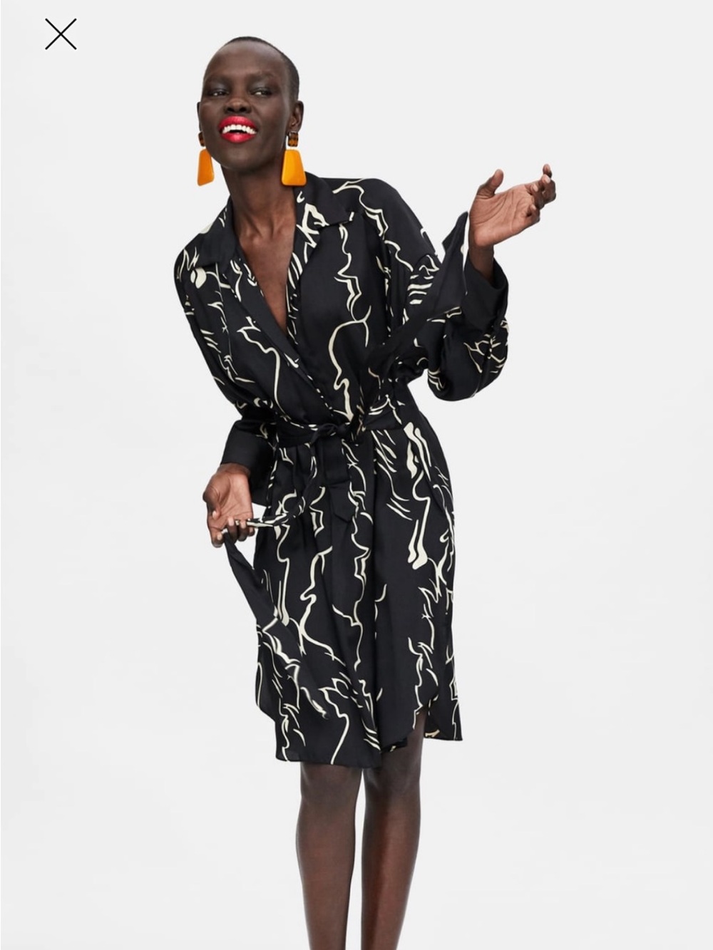 Zara Black Satin Printed Tie-Waist Robe with Cream Abstract Lines